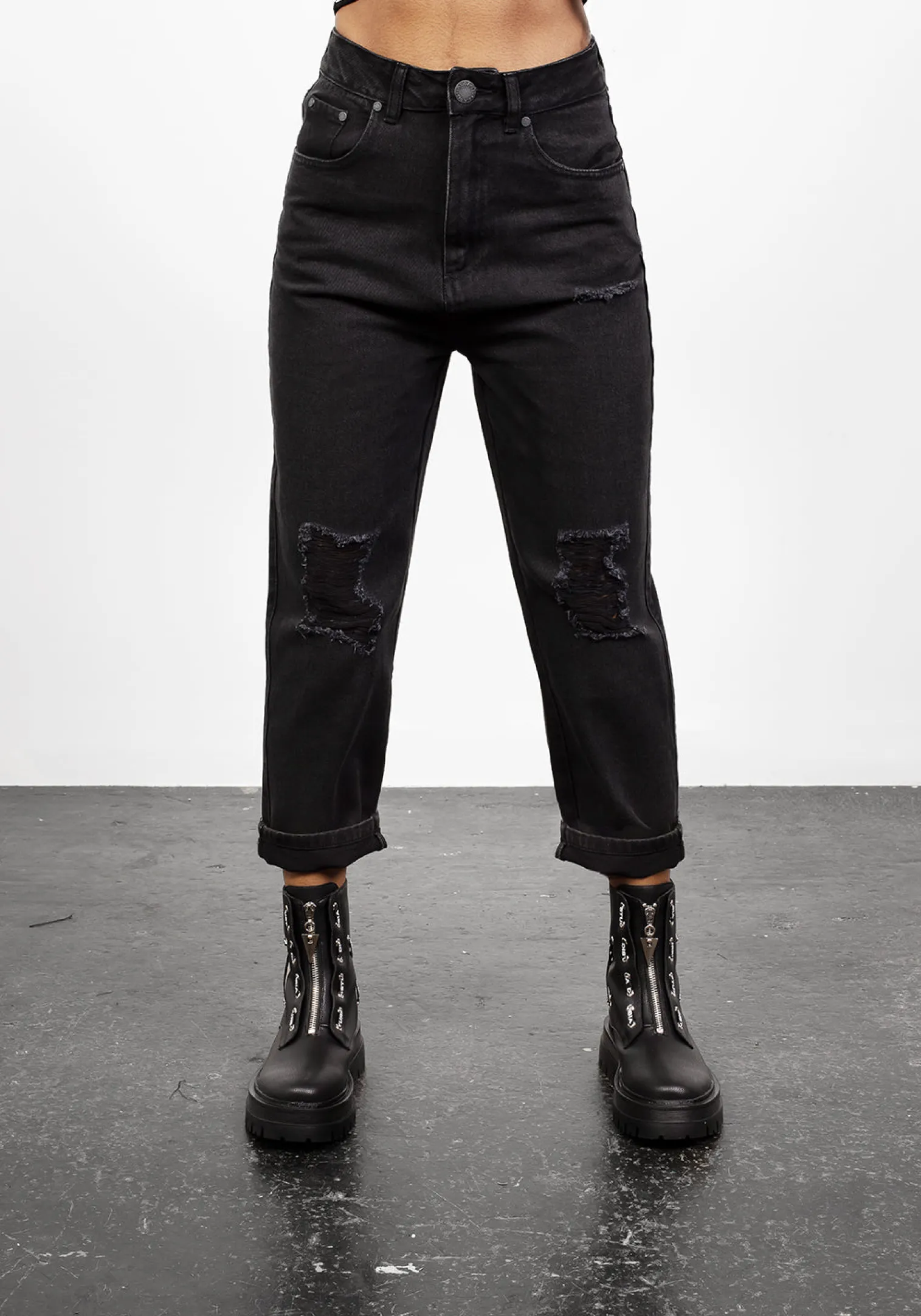 Abracadabra Busted Knee Jean