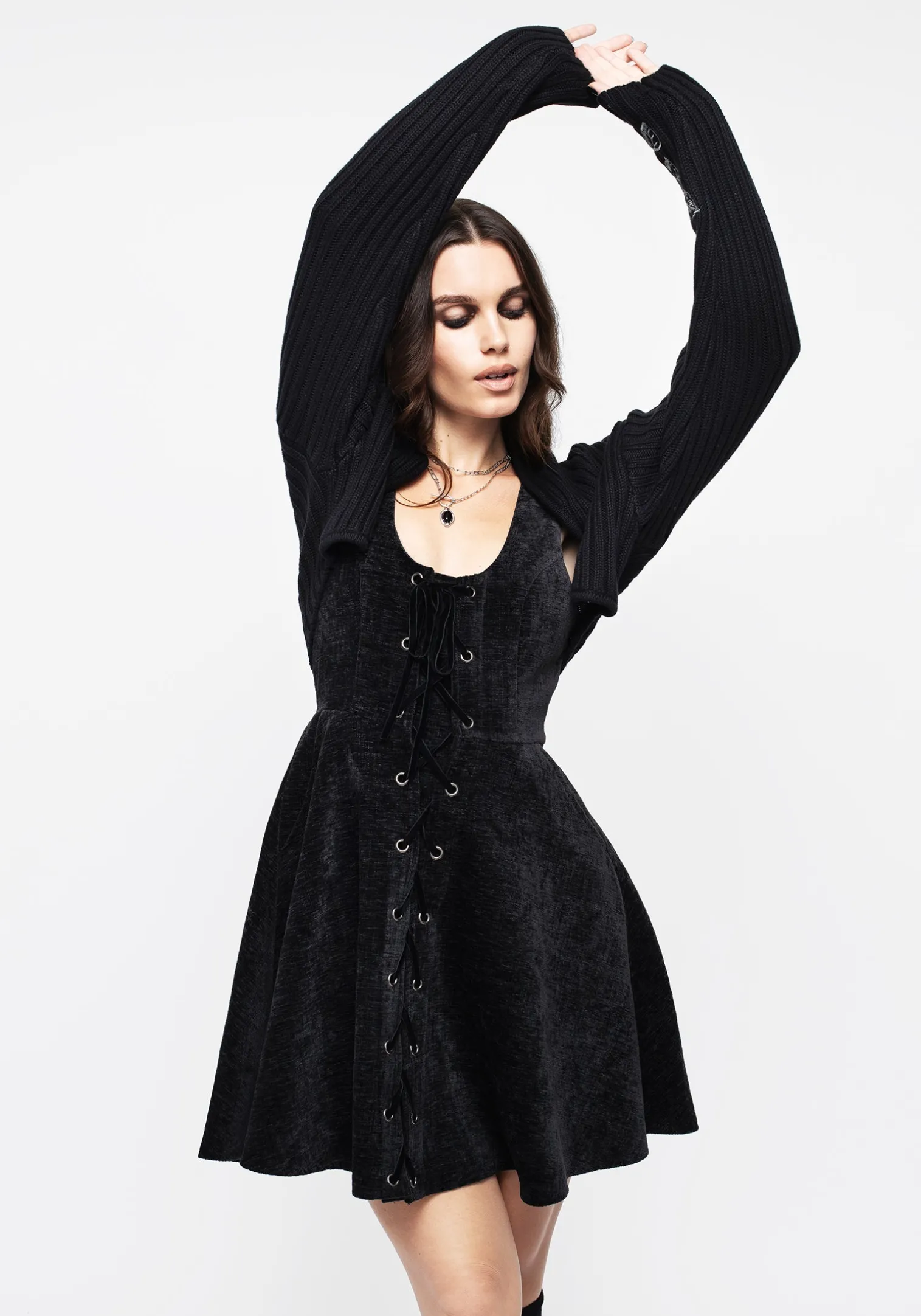 Amalthea Embroidered Bolero
