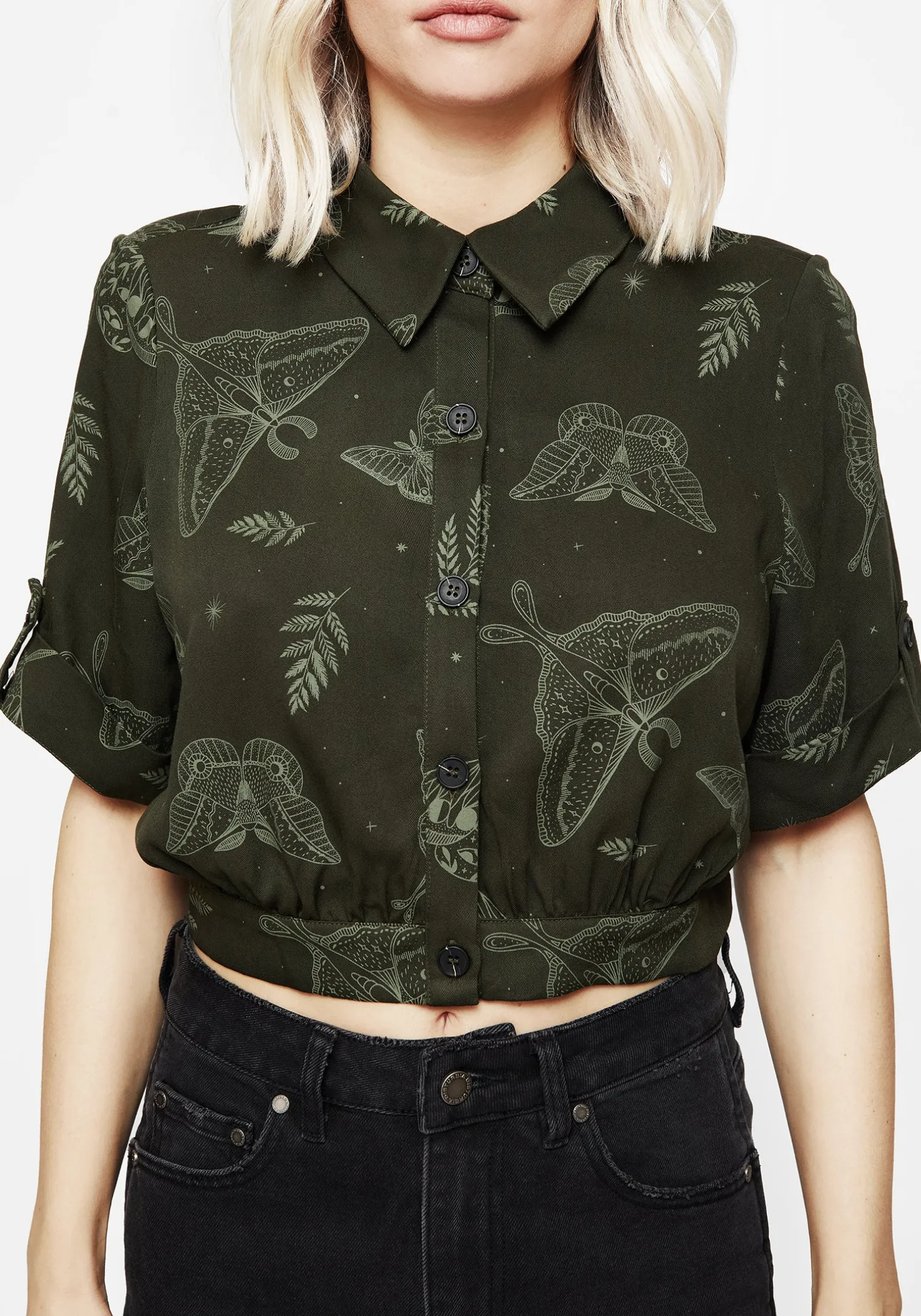 Callopistria Moth Print Short Sleeve Crop Shirt - Green