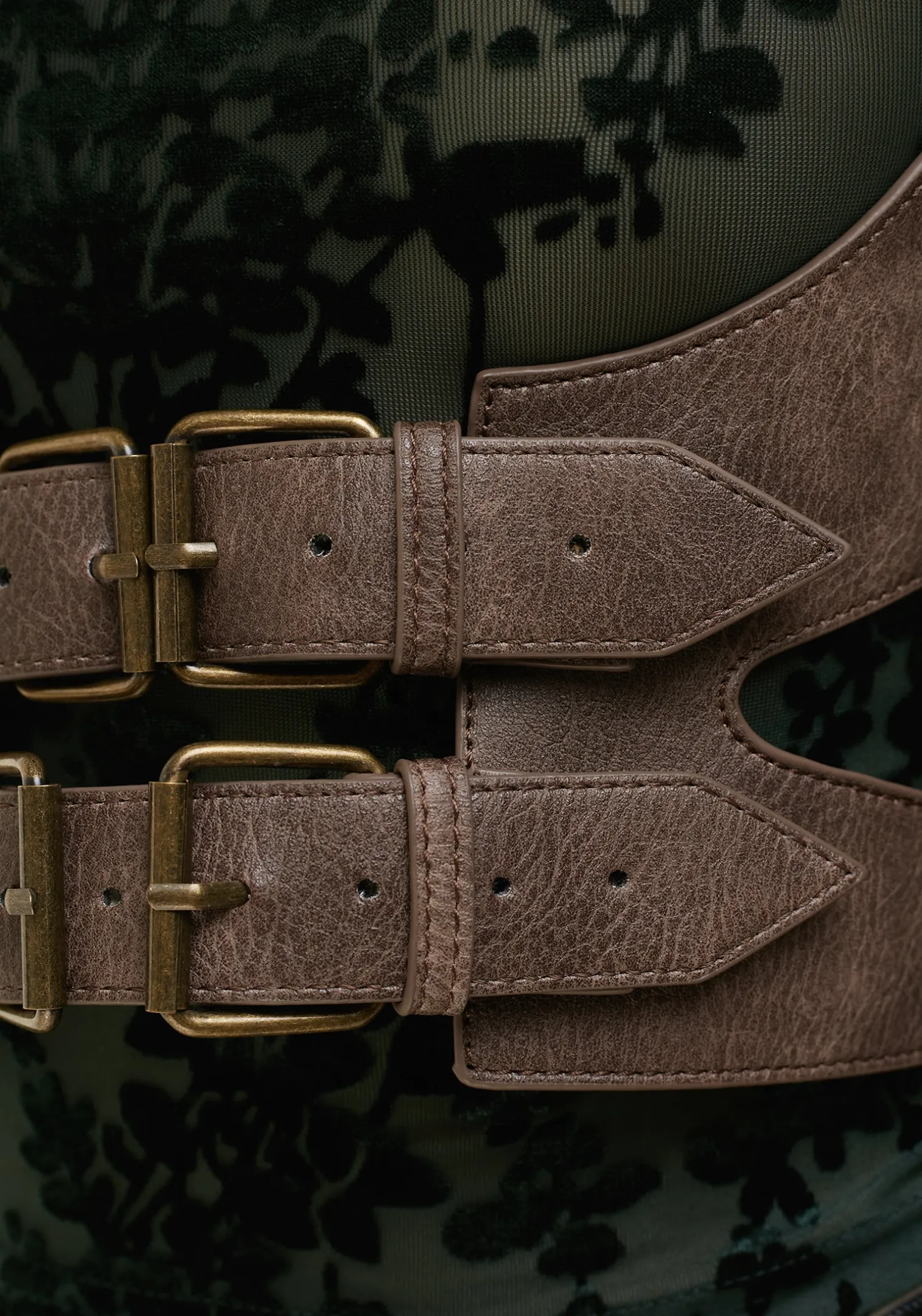 Clementine Buckle Cut Out Harness