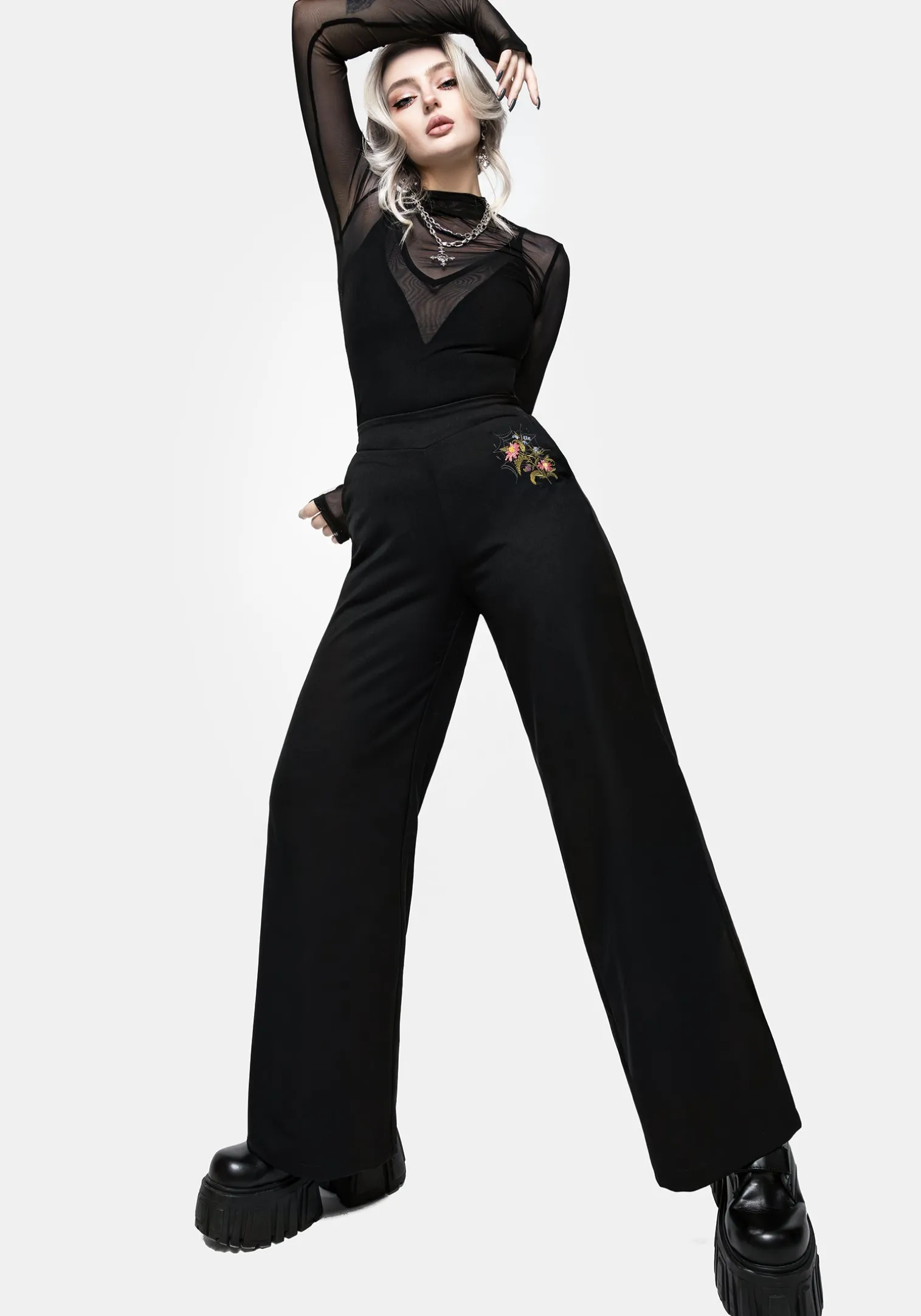 Cleome Floral Spiderweb Embroidered Trousers