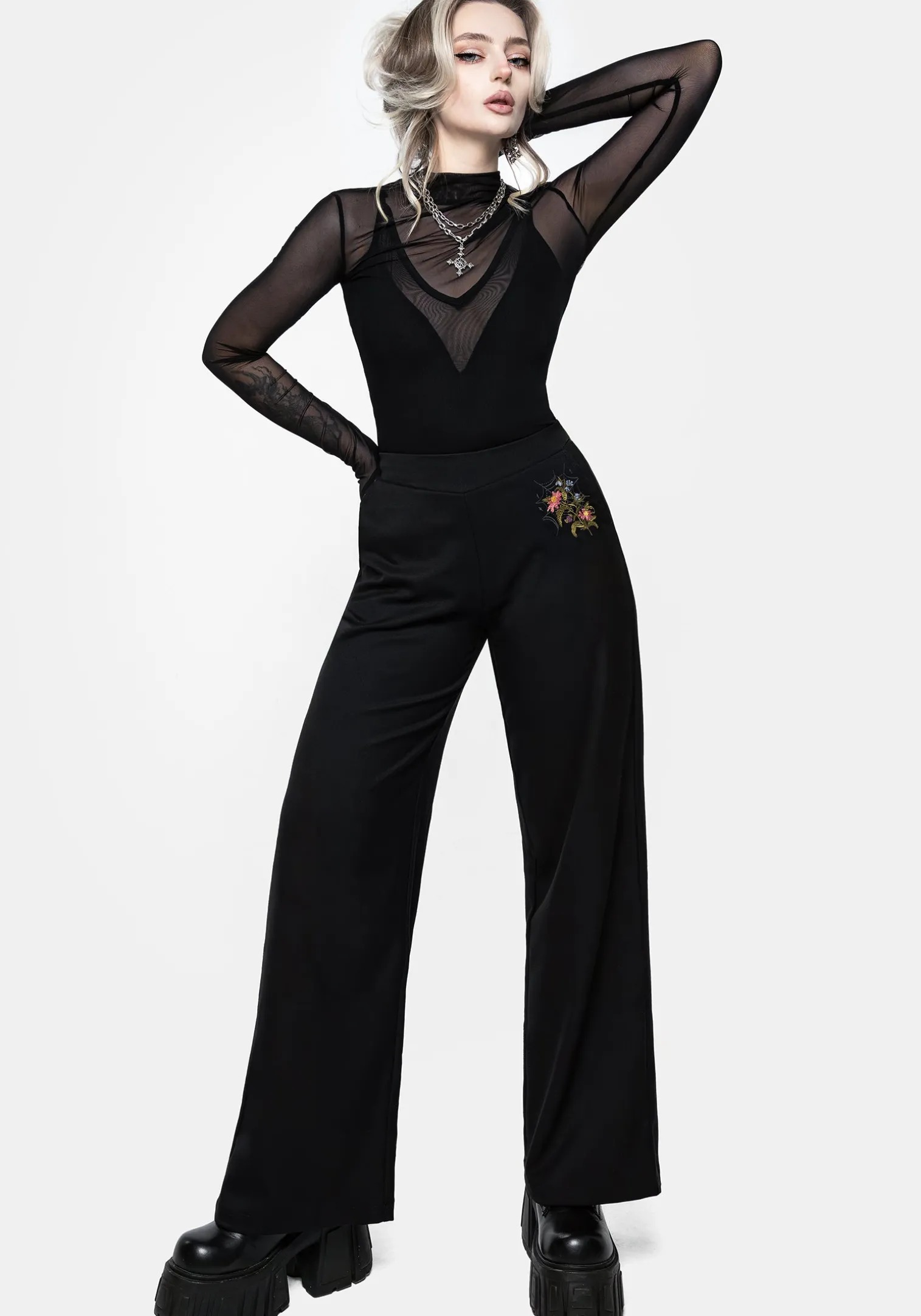 Cleome Floral Spiderweb Embroidered Trousers