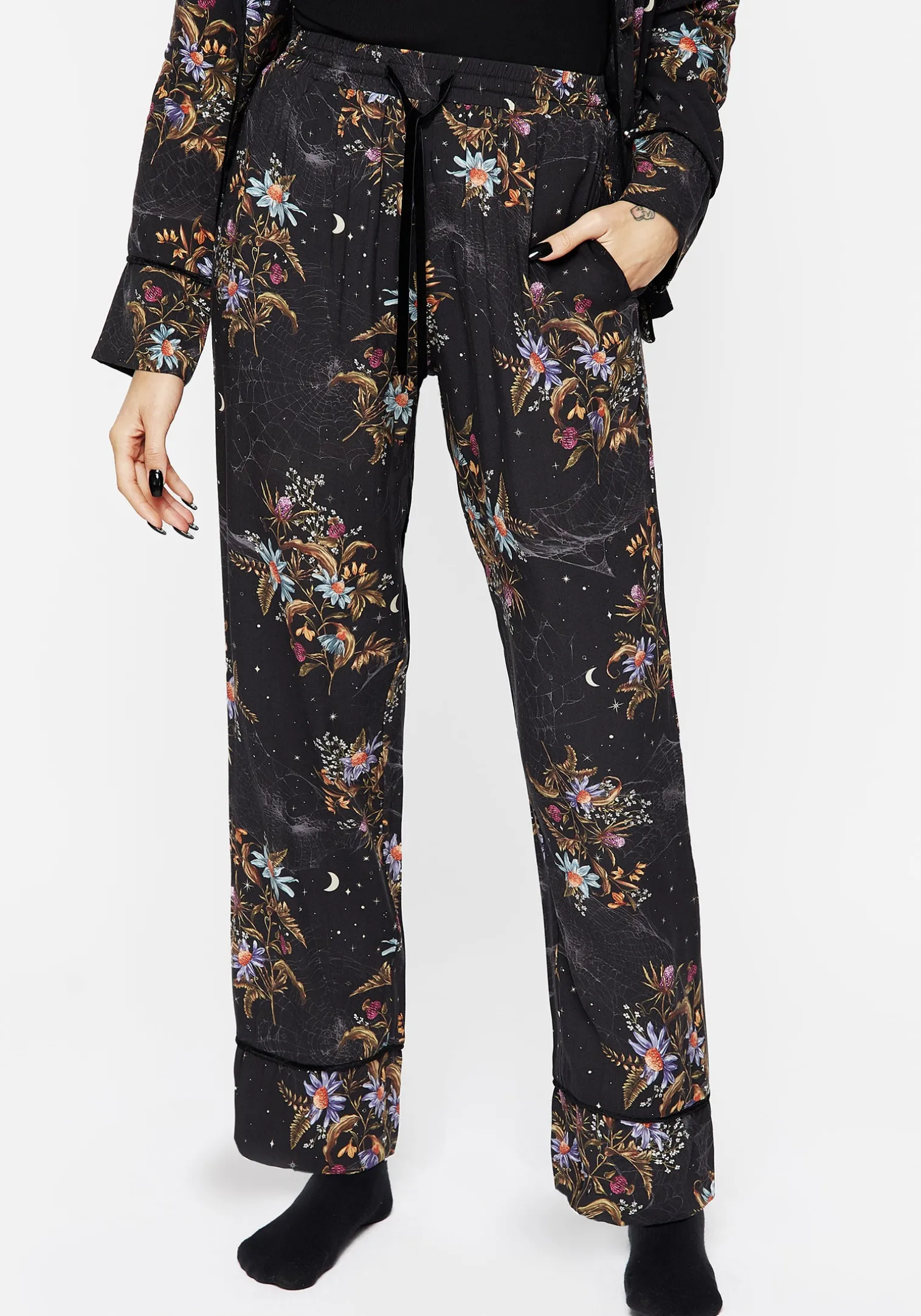 Cleome Floral Spiderweb Pyjama Bottoms