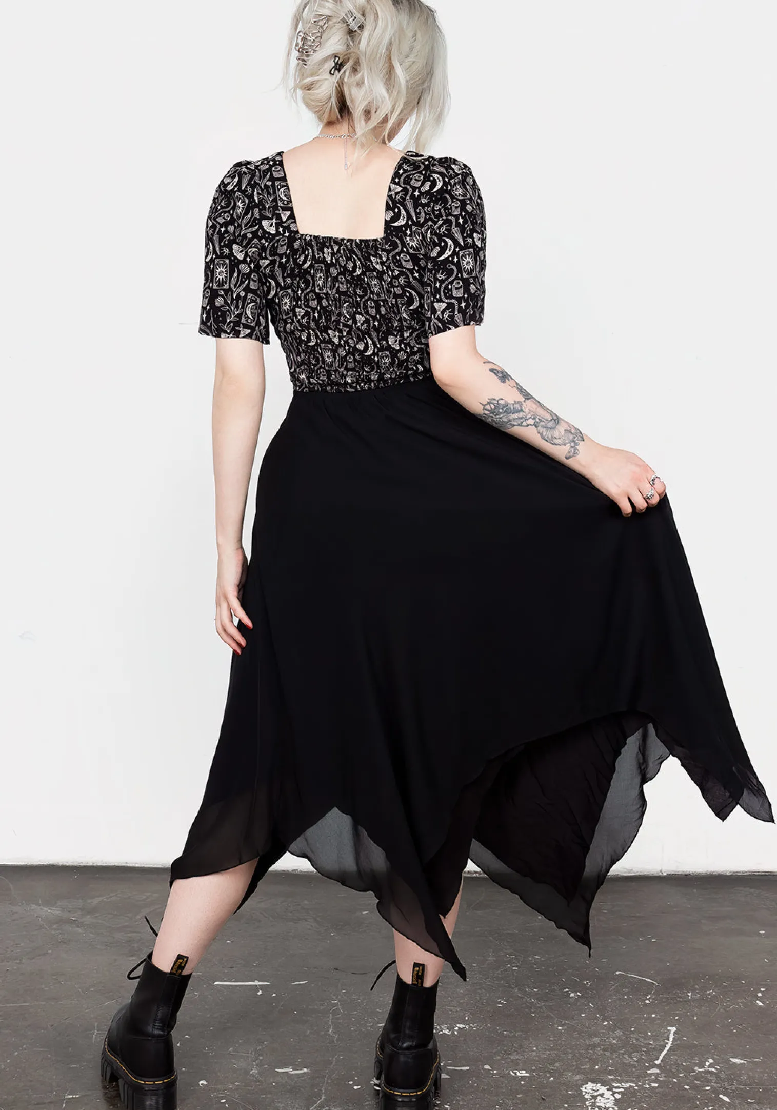 Craft Hook And Eye Crop Top