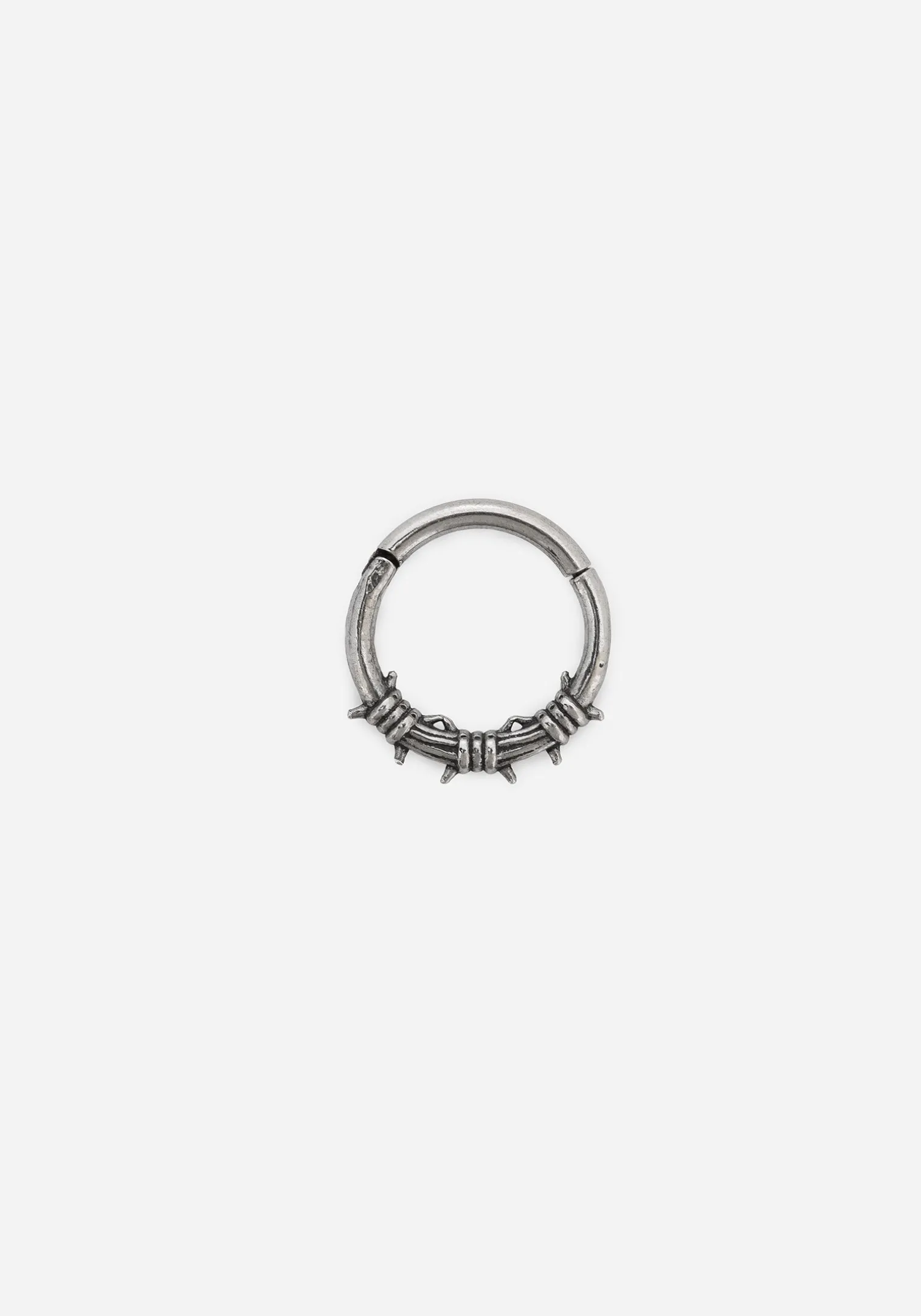 Echo Barbed Septum Piercing