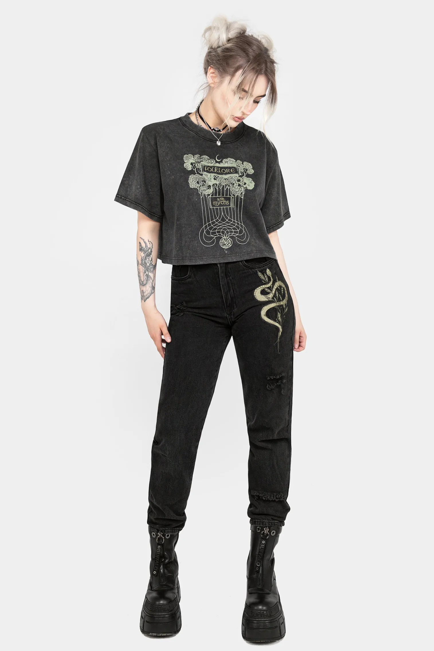 Folklore Boxy Crop T-shirt