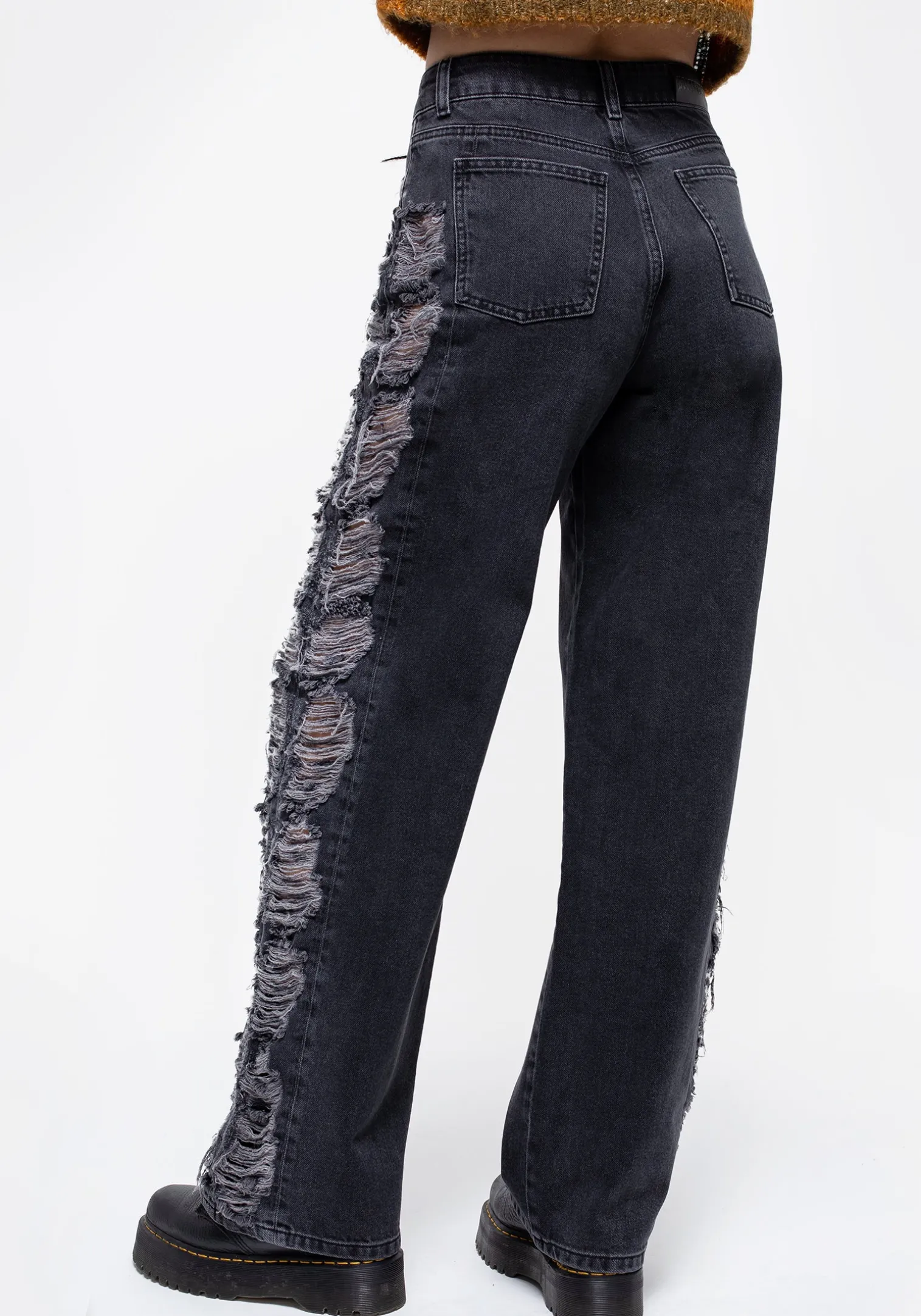 Fray Wide Leg Jeans