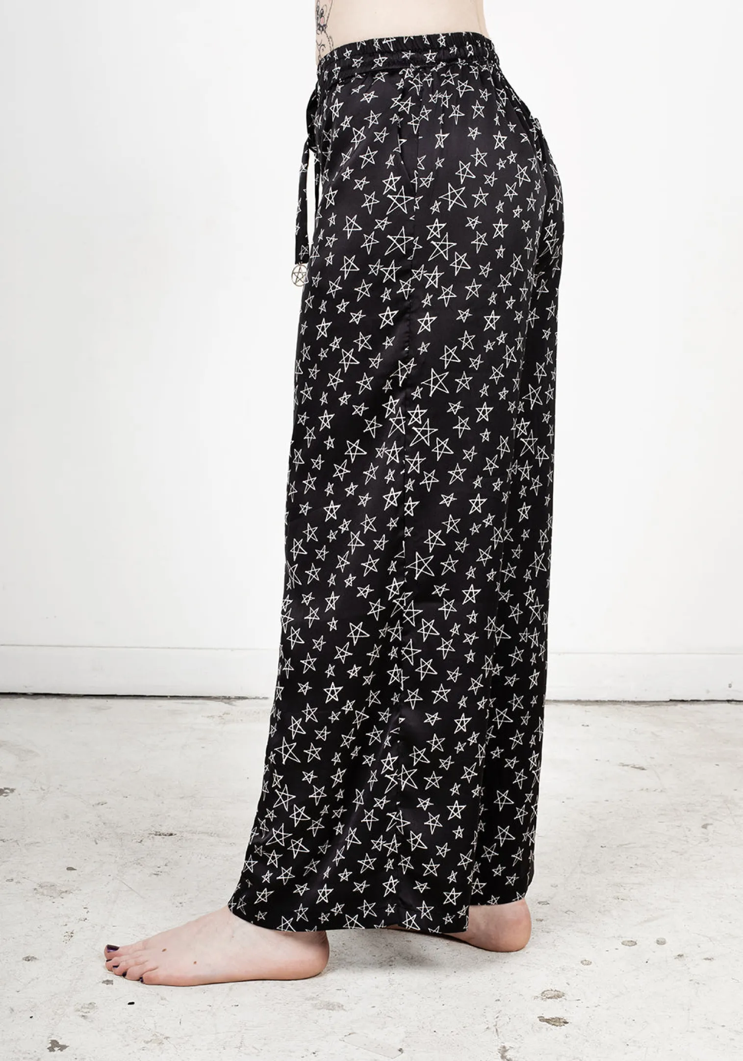 Hallow Pants