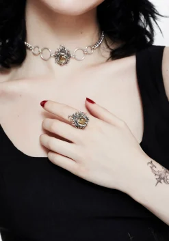 Marte Trapped Flower Ring