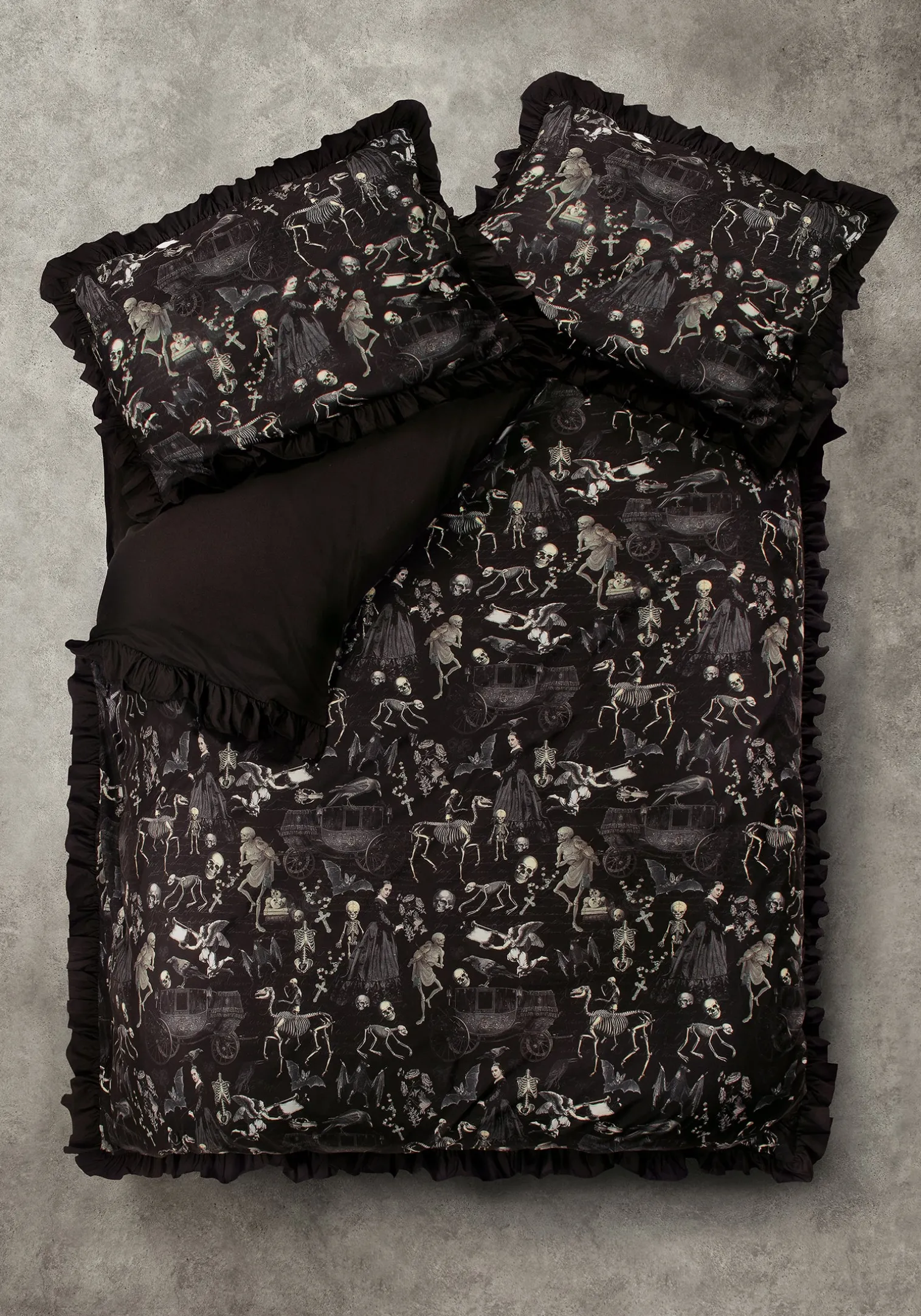 Melancholia Ruffle Bedding Set - US King