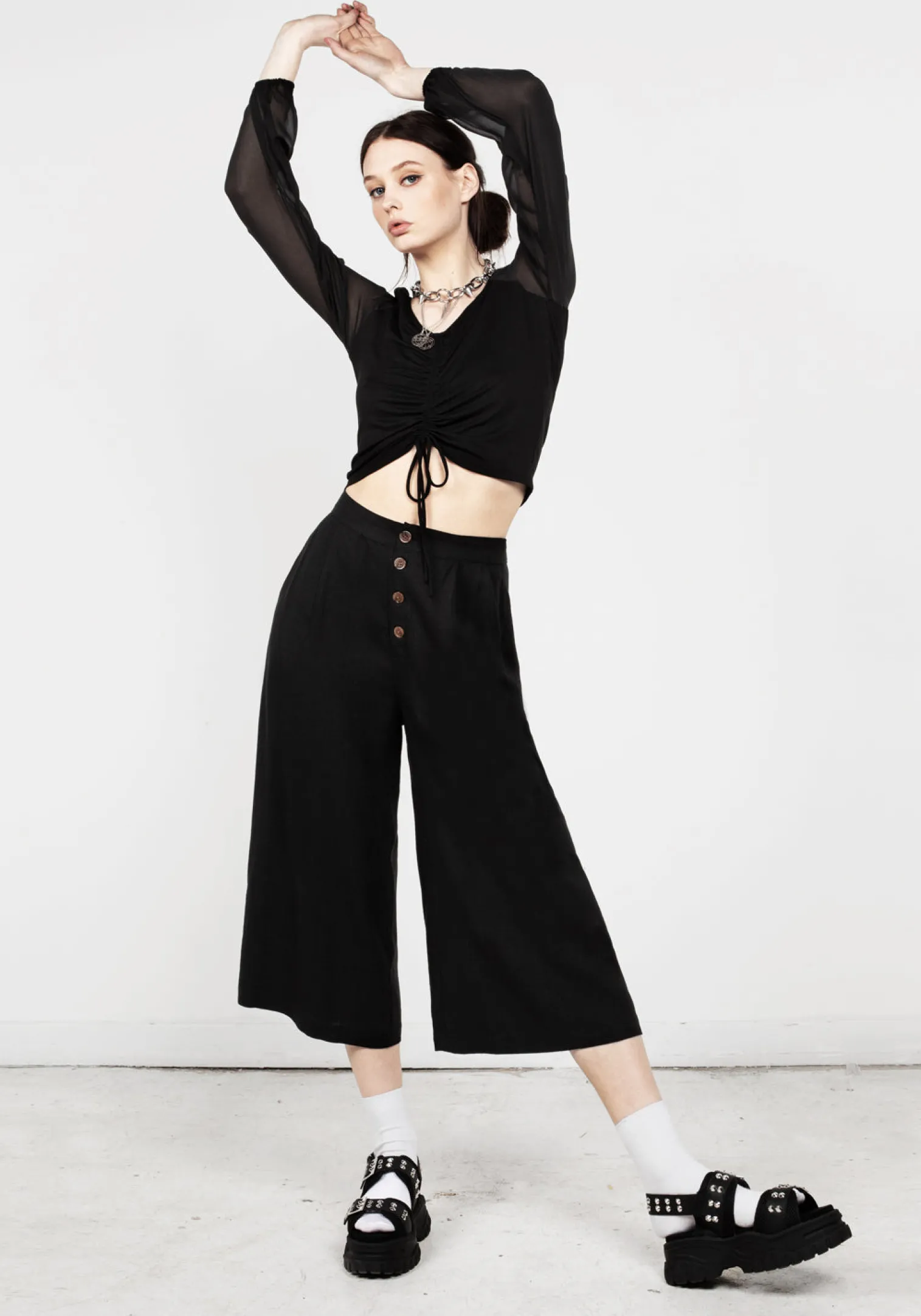 Mildred Flowy Crop Trousers