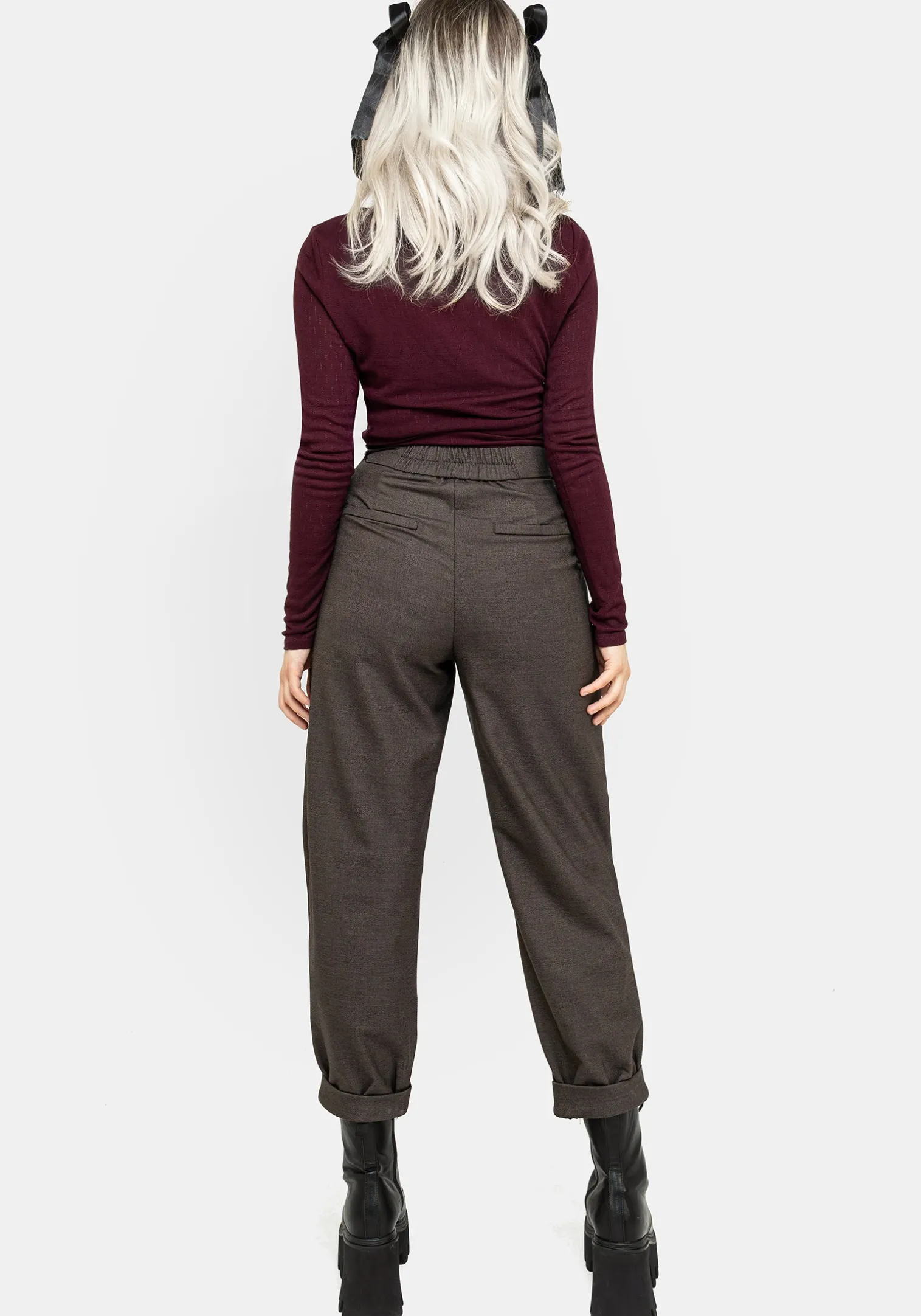 Mystic Embroidered Balloon Trousers
