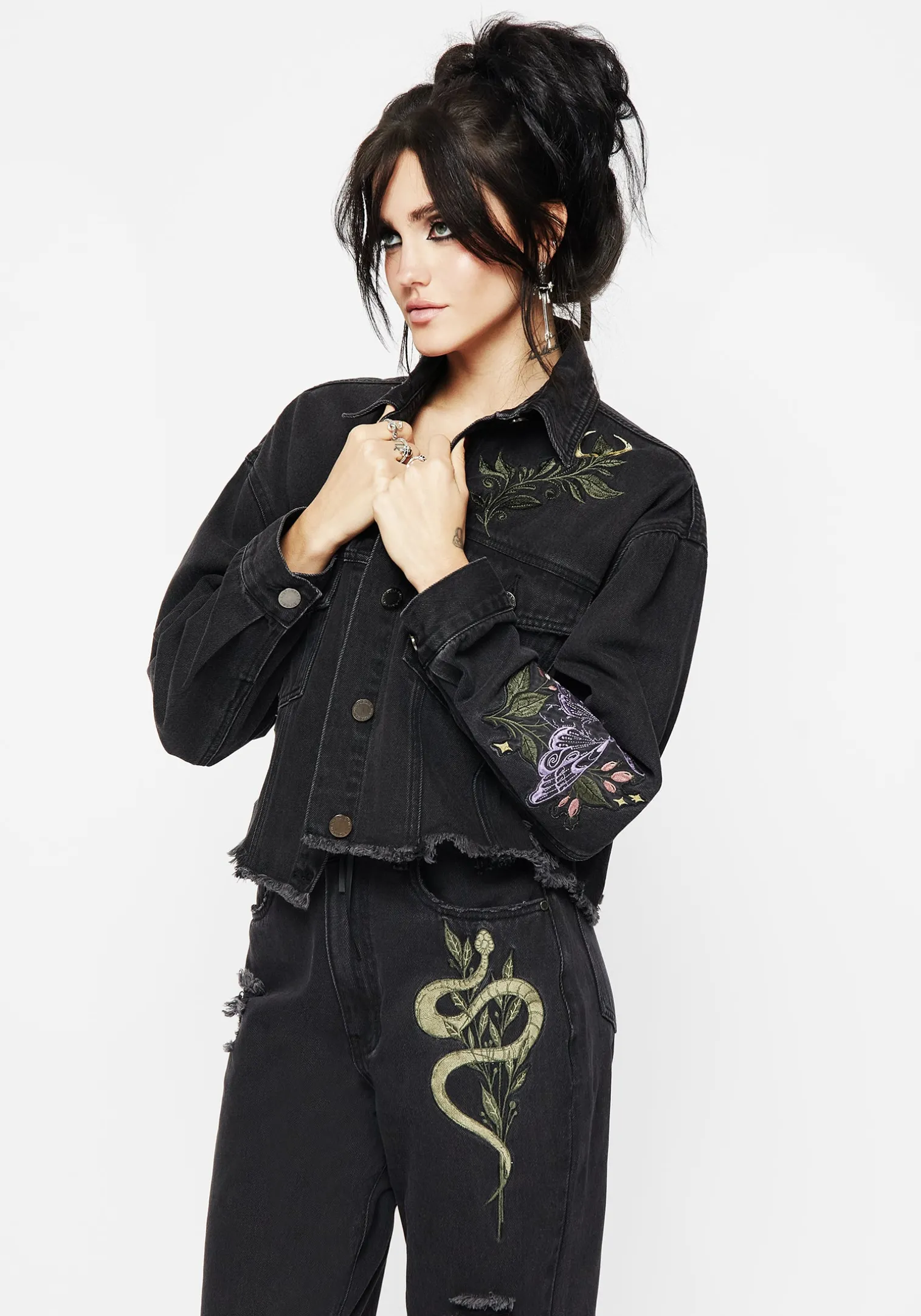 Nirah Embroidered Crop Denim Jacket