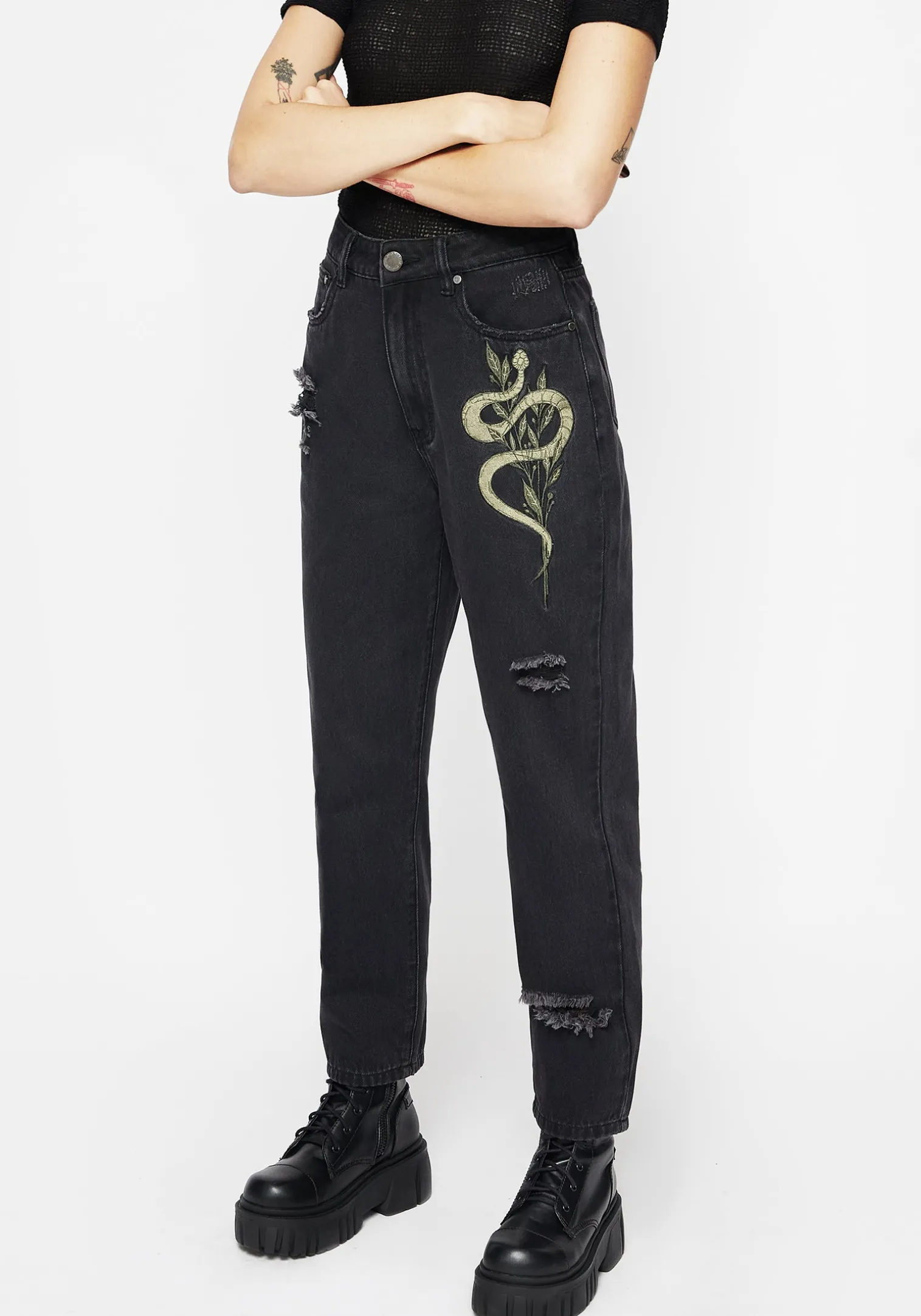 Nirah Embroidered Distressed Mom Jeans
