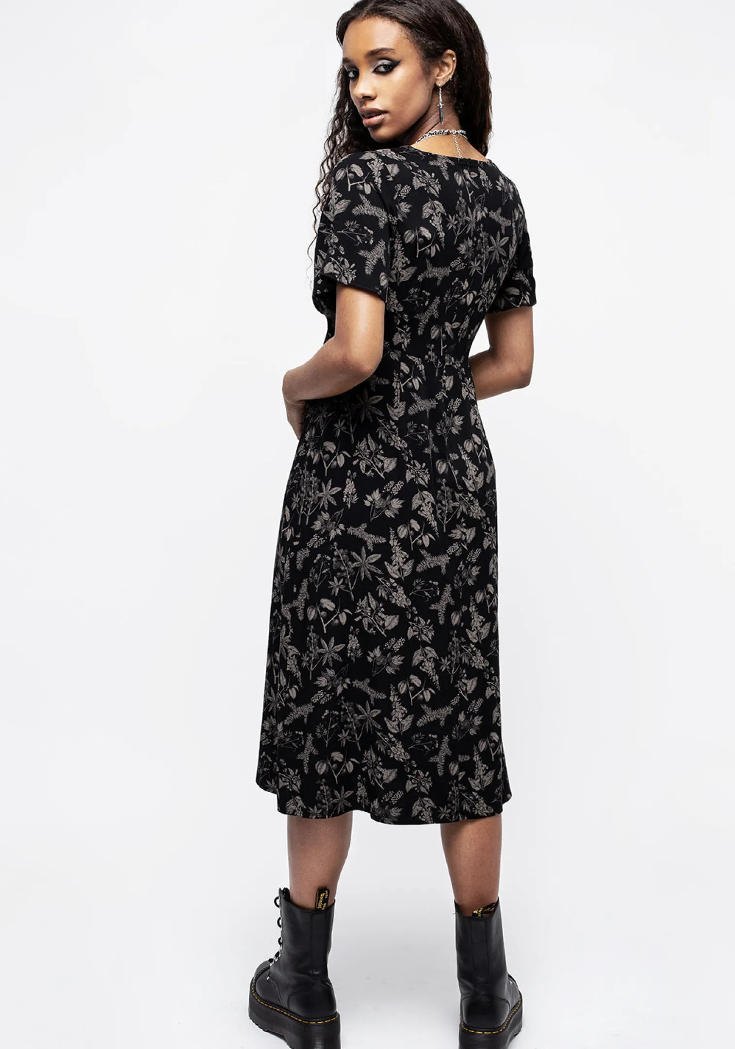 Poisonous Plants Short Sleeve Midi Dress