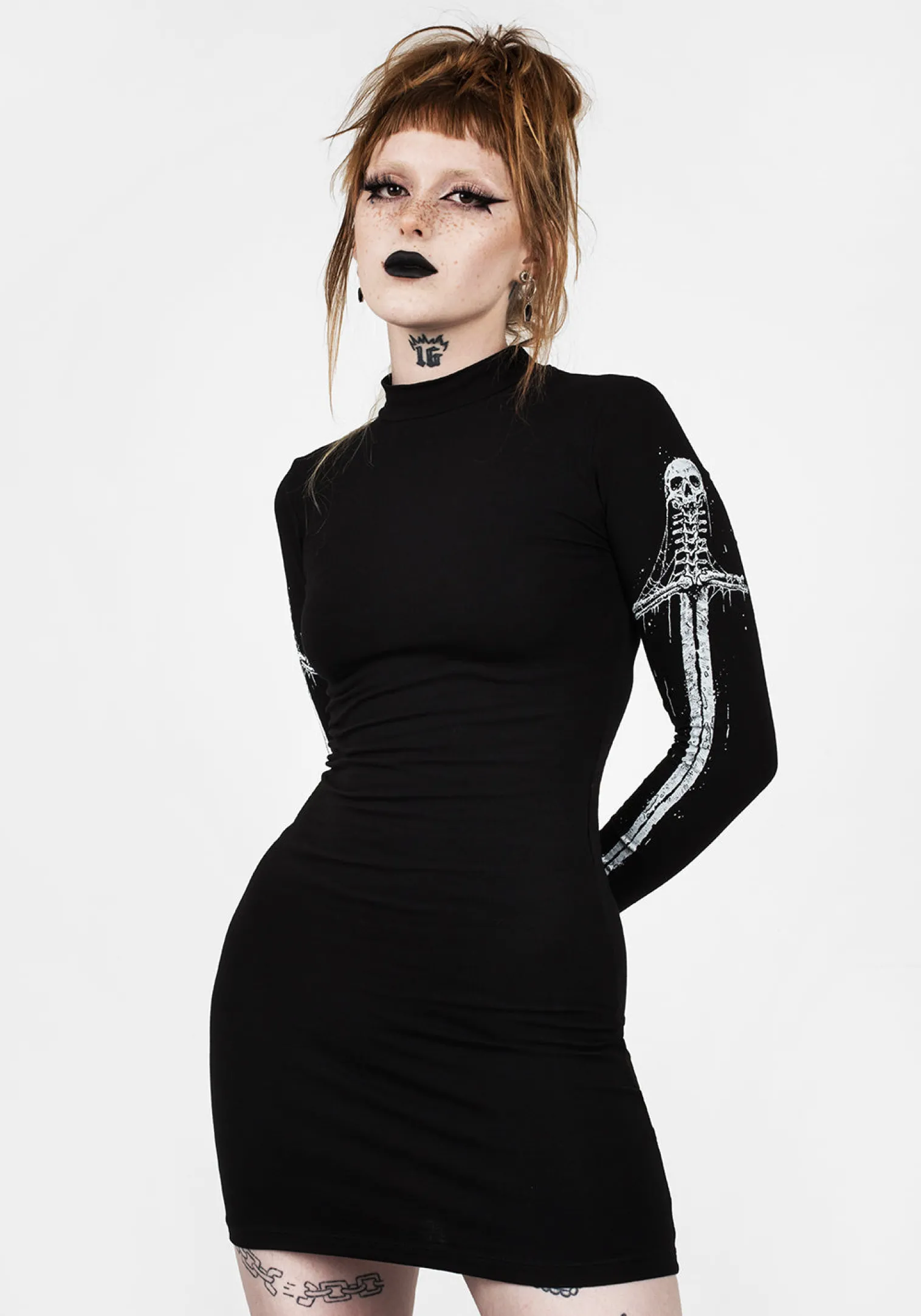 Skultro Mock Neck Bodycon Dress
