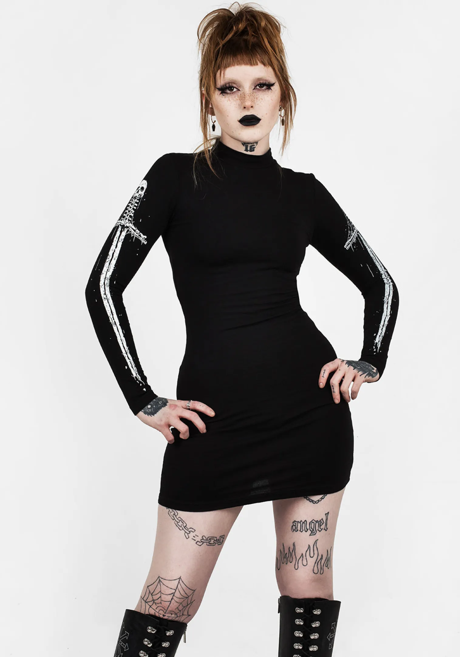 Skultro Mock Neck Bodycon Dress