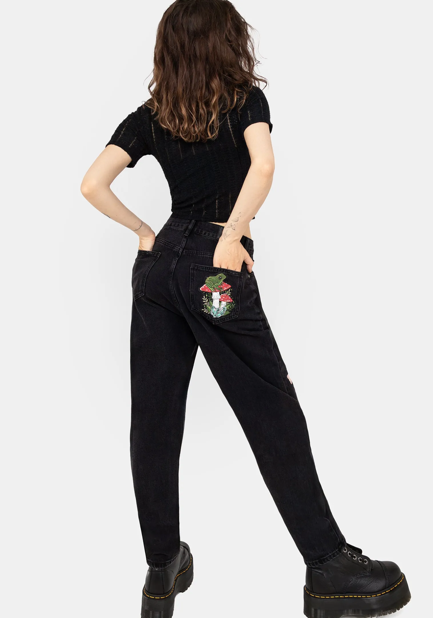 Swamplife Frog Embroidered Distressed Mom Jeans