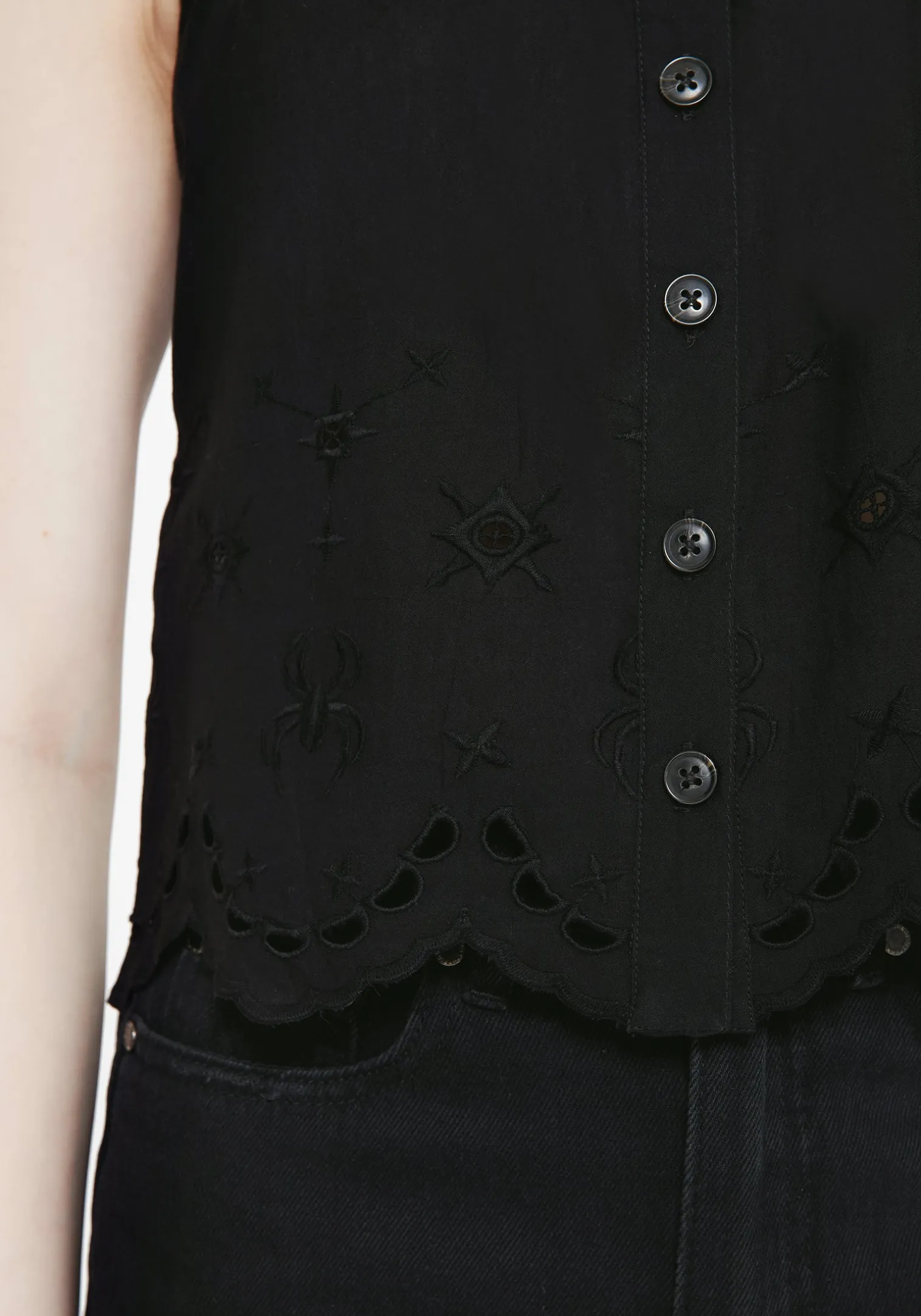 Synthweb Cotton Broderie Hem Cami Top