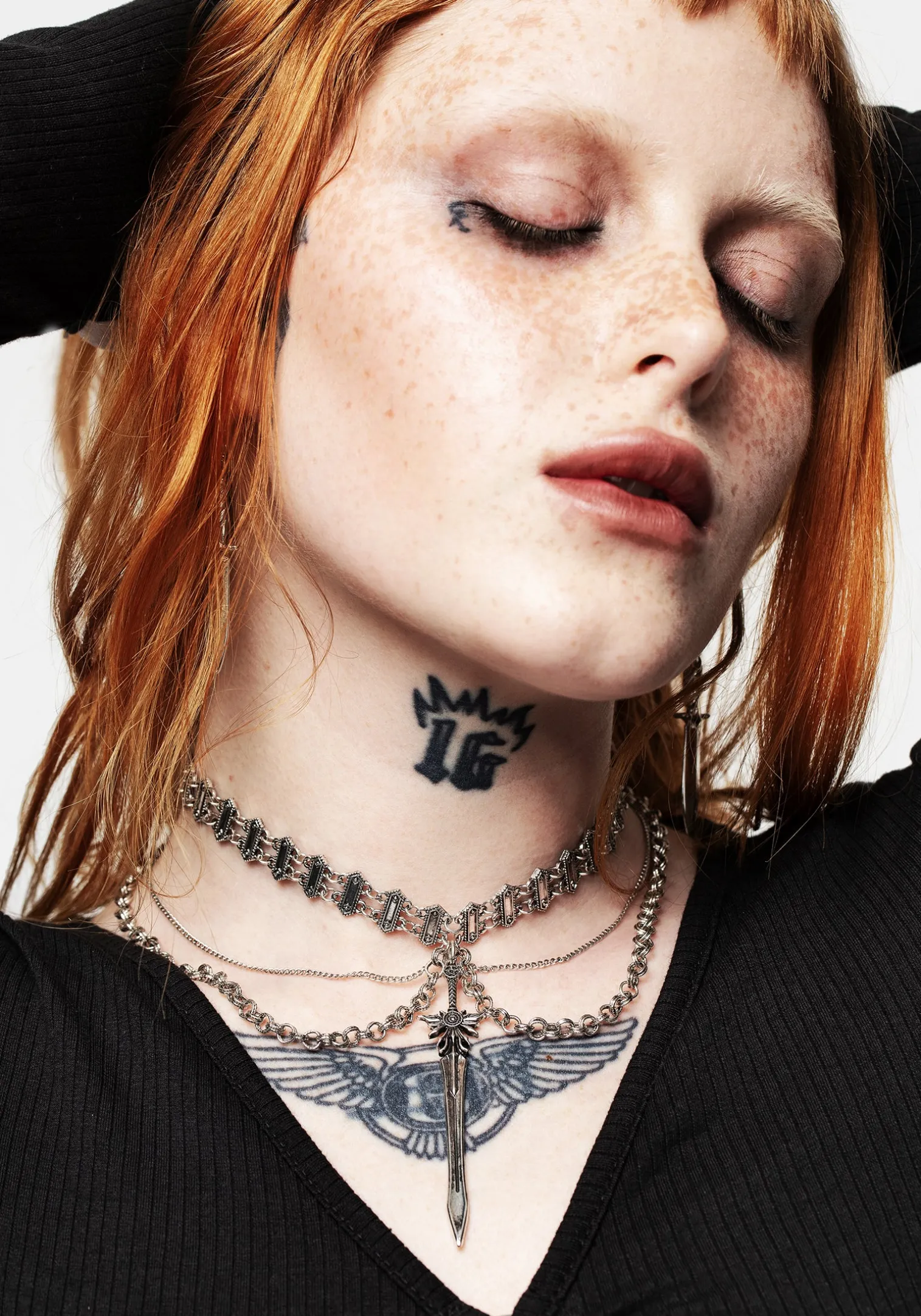 Tempo Layered Chain Choker Necklace
