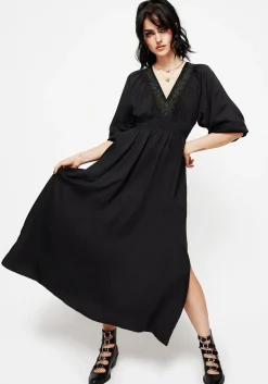 Veil Floral Embroidered Batwing Midaxi Dress