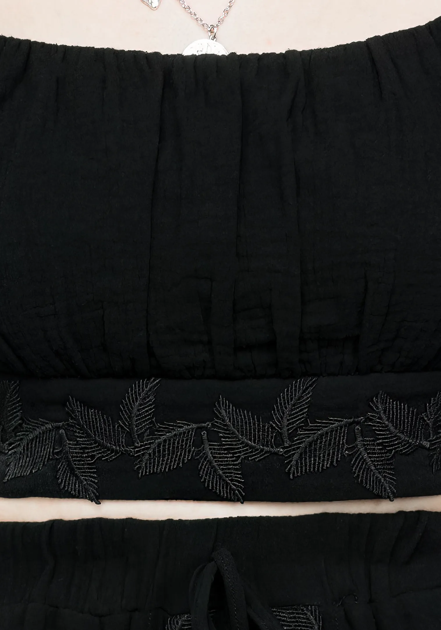 Vine Textured Crop Top